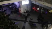widok z góry na holl i stoiska