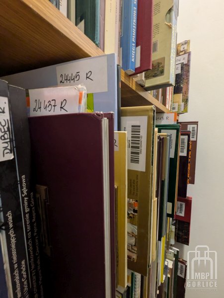 Biblioteka Gorlice, lokalne tymczasowe książki z regionu - regionalia
