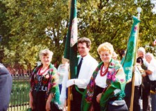 Powiększ zdjęcie Dożynki w Dominikowicach. Od lewej Zofia Gorzkowicz; 2003 rok