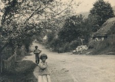 Powiększ zdjęcie Małastów; 30 maja 1935 roku; fot. Bohdan Jaciow 