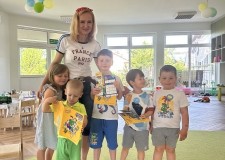 Przejdź do - Pamiątkowe%20zdjęcie%20ze%20spotkania