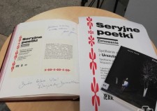Przejdź do - Seryjni poeci w Gorlicach: Urszula Honek — spotkanie autorskie — relacja