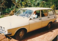 Powiększ zdjęcie Za kierownicą Marta Hajduk w samochodzie, który jak się okazało przy pierwszej jeździe, miał zepsute hamulce