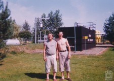 Powiększ zdjęcie Kopalnia Burzyn k. Tuchowa (ok. 1993 r.), od lewej Stanisław Piątkowski — kierownik kopalni