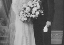 Powiększ zdjęcie Zdjęcie ślubne rodziców — Maria i Wincenty Kamińscy